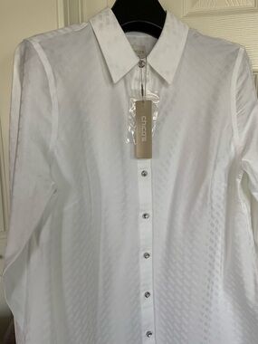 Chicos 100% cotton no iron blouse